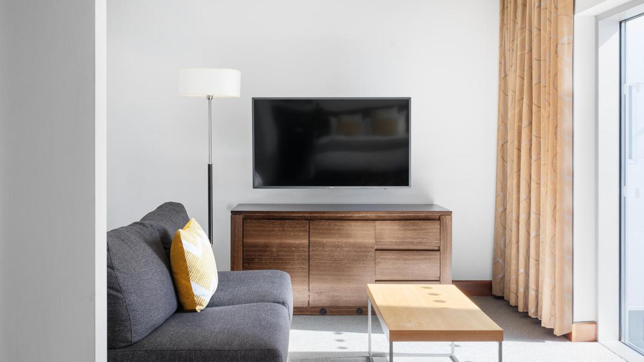 Voco Reading Hotel Ngoại thất bức ảnh